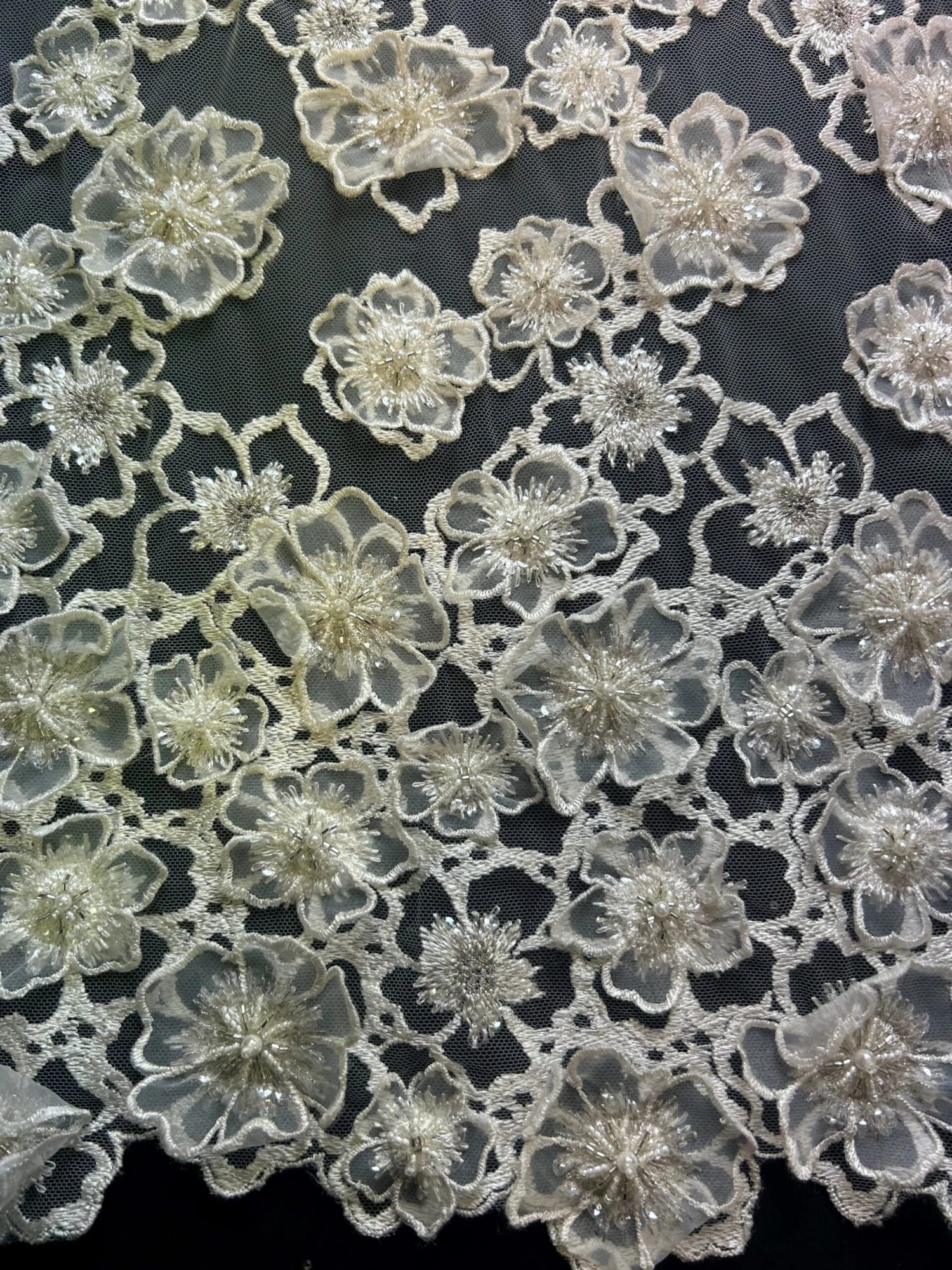 Ivory Flower Lace - Arianna 9 Ivory Flower Lace - Arianna - Image 9