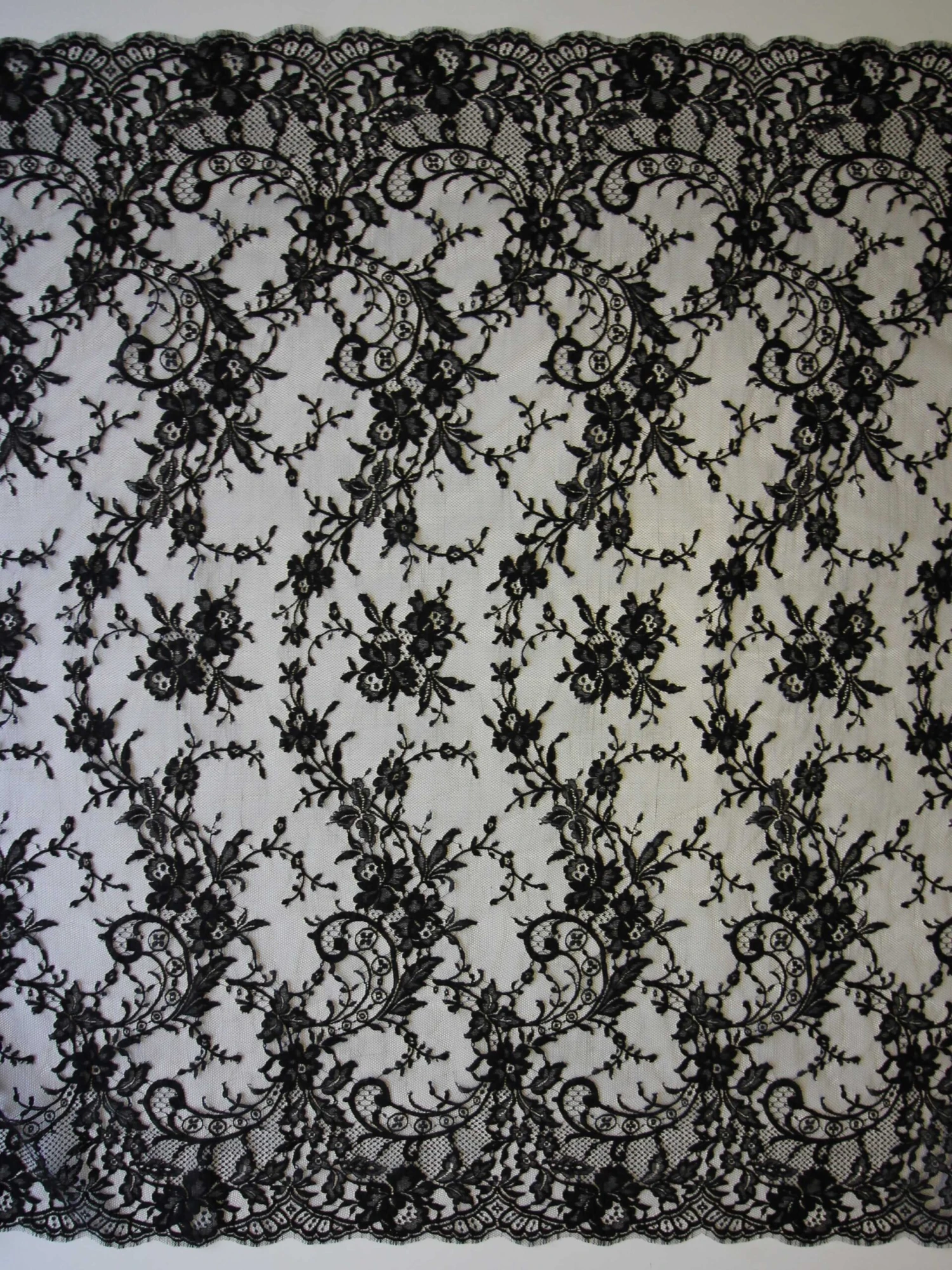 Black Chantilly Lace - Sabrina 3 Black Chantilly Lace - Sabrina - Image 3