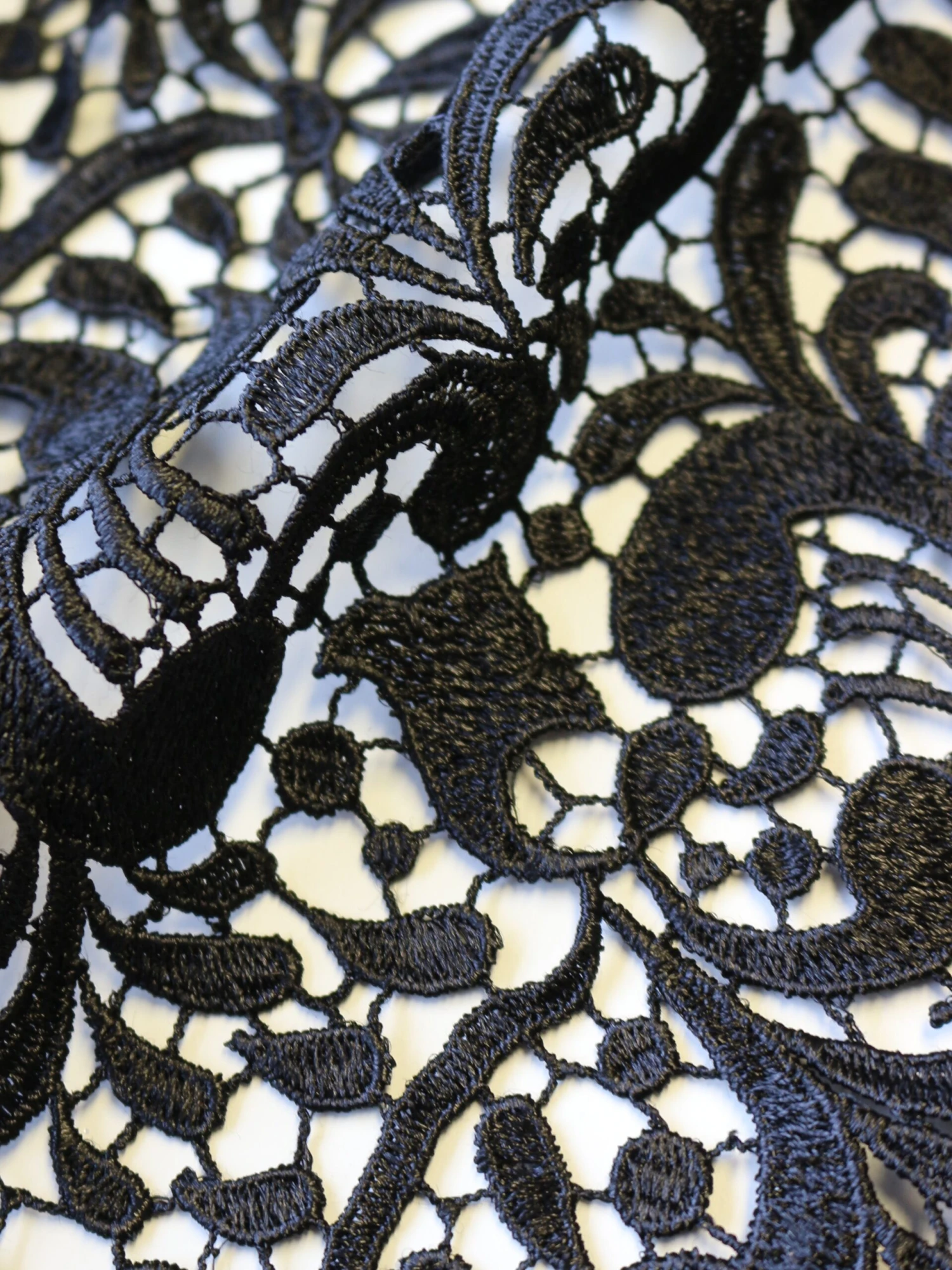 Black Guipure Lace - Theresa 5 Black Guipure Lace - Theresa - Image 5