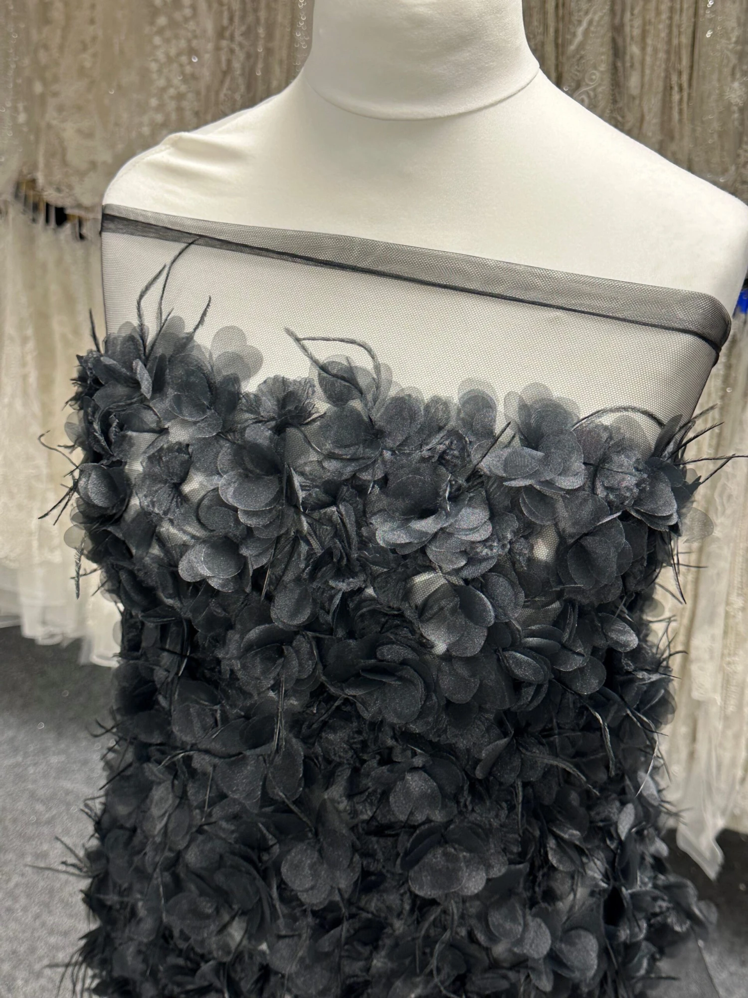 Black Feather 3D Lace - Thimbelina 2 Black Feather 3D Lace - Thimbelina - Image 2