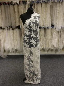 Ivory Beaded And Corded Lace - Chelsea