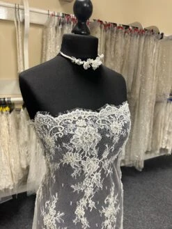 Ivory Beaded Lace – Valerie 15 Ivory Beaded Lace – Valerie -Bridal Fabric Shop IvoryBeadedLace Valerie a987bedd 03e3 4489 87a7 27e7bbcec52a