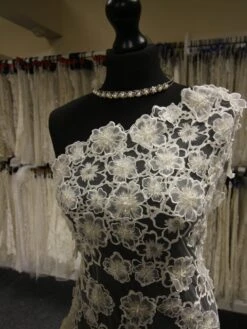 Ivory Flower Lace - Arianna 14 Ivory Flower Lace - Arianna -Bridal Fabric Shop IvoryBridalLace Arianna