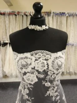 Ivory Beaded Lace - Melinda -Bridal Fabric Shop IvoryBridalLace Melinda c5e2eddc 45df 4bf2 862d b8843e37a77a