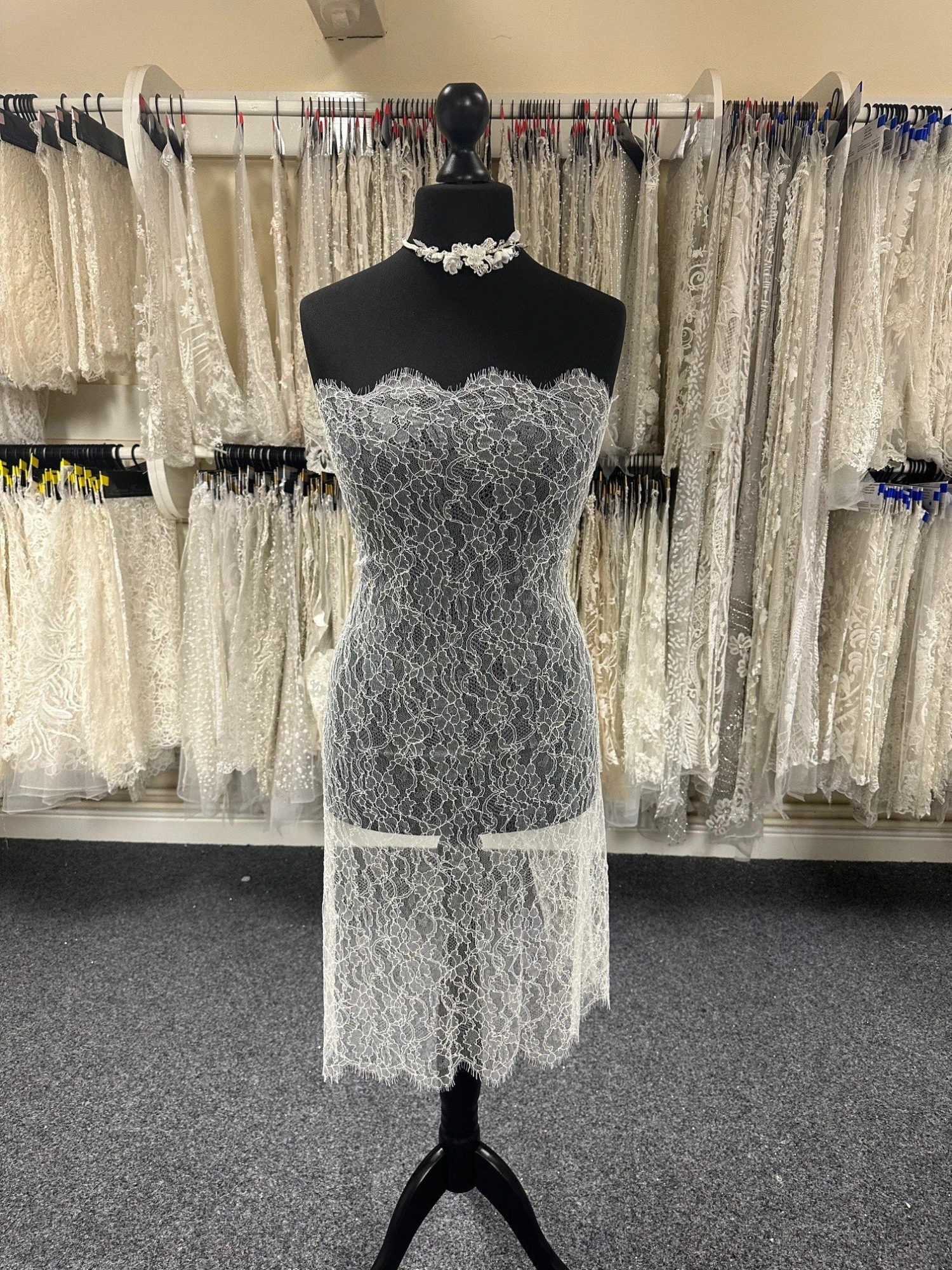 Ivory Chantilly Lace - Samantha 1 Ivory Chantilly Lace - Samantha