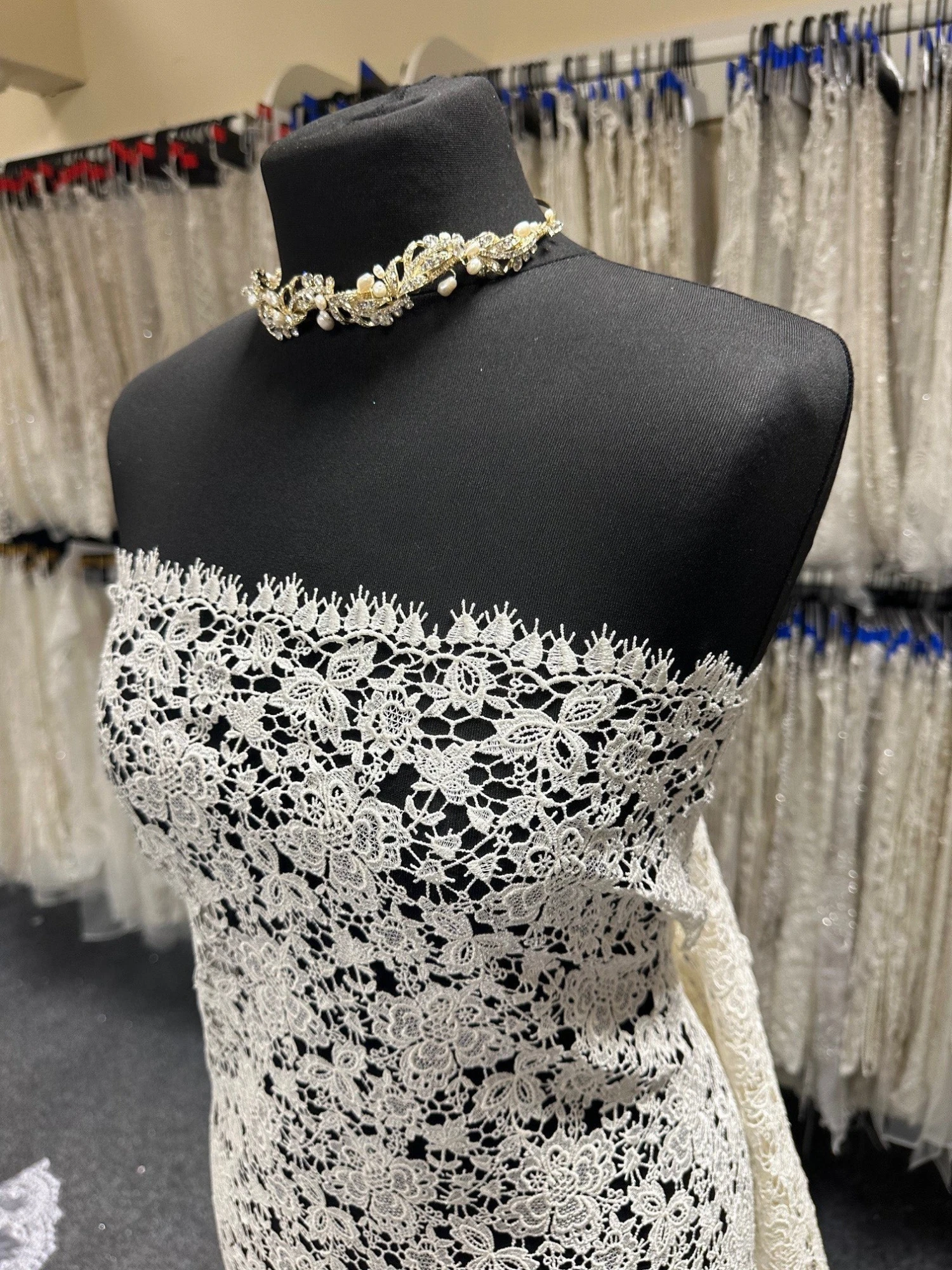 Ivory Guipure Lace - Courtney 2 Ivory Guipure Lace - Courtney - Image 2