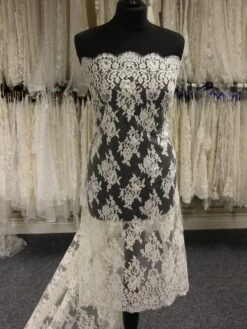Soft White Chantilly Lace - Natasha -Bridal Fabric Shop IvoryChantillyLace Natasha 71a8792e 7cb7 46ef a53b 5e3c1f2fe3a9