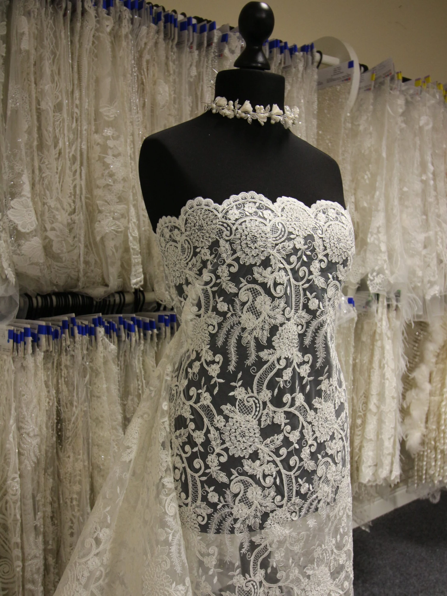 Ivory Corded Lace - Vanessa 9 Ivory Corded Lace - Vanessa - Image 9