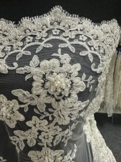 Ivory Beaded Lace - Daisy -Bridal Fabric Shop IvoryEmbellishedBridalLace Daisy