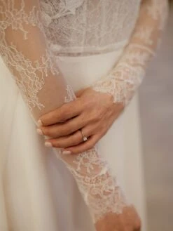 White Raschel Lace - Katherine -Bridal Fabric Shop WeddingdressusingivorylaceKatherinelace 727997c3 ada6 4ac3 9f96 ed6c365ded9d