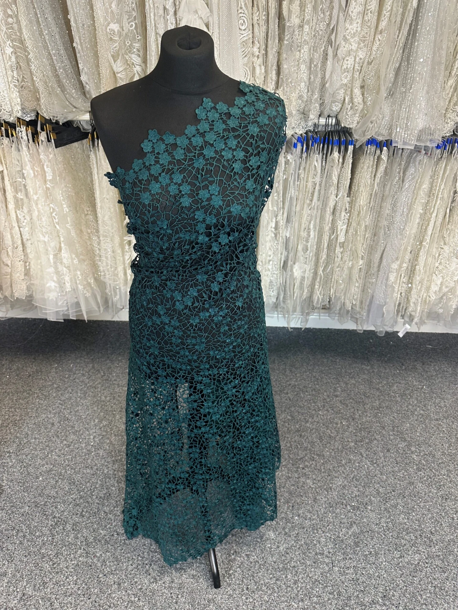 Dark Green Guipure Lace - Ebba 1 Dark Green Guipure Lace - Ebba