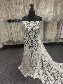 Ivory Beaded Lace – Ava