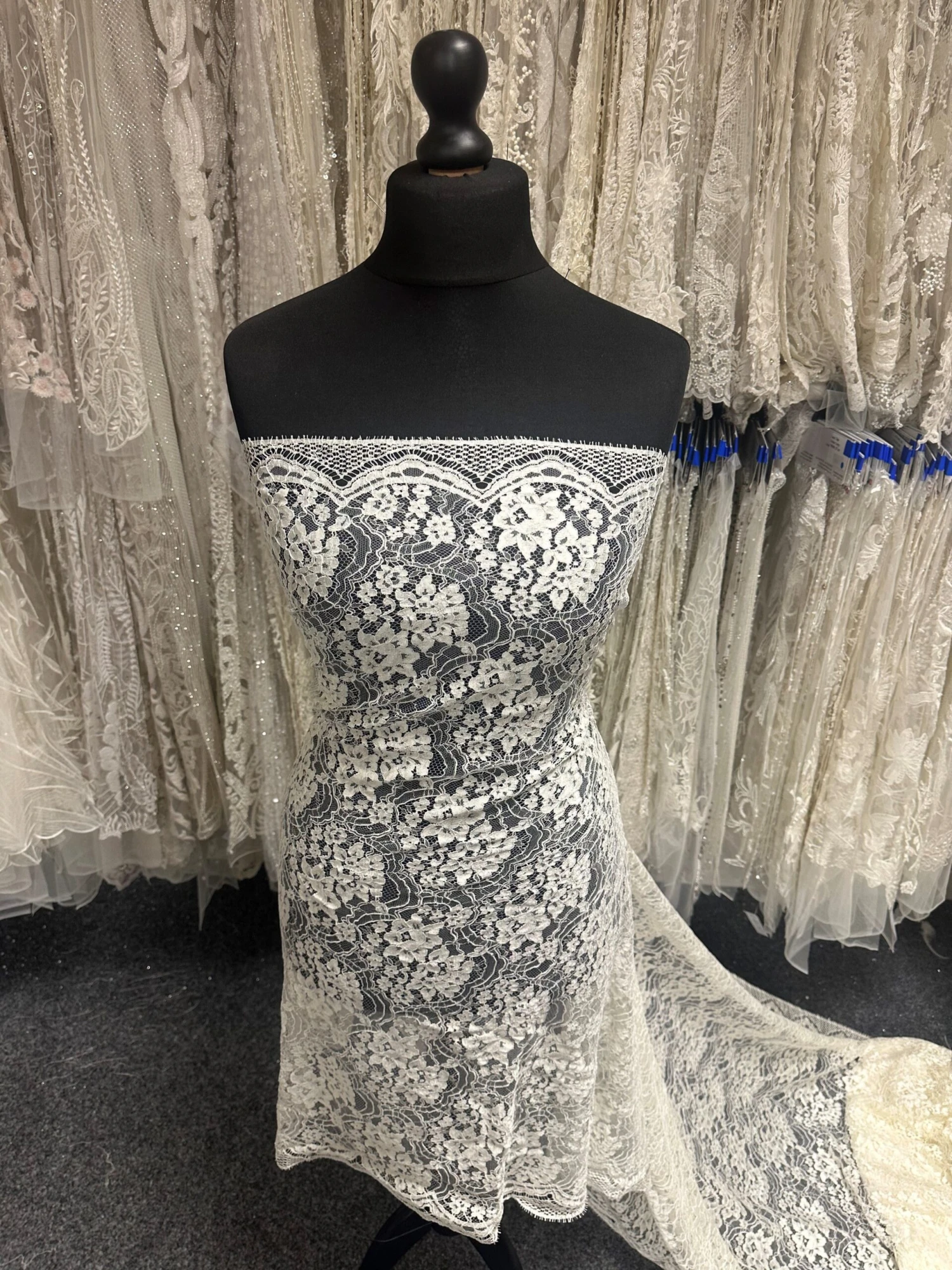 Ivory Chantilly Lace - Adrianna 1 Ivory Chantilly Lace - Adrianna