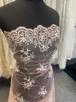 Antique Rose Lace - Legacy -Bridal Fabric Shop b 74db09eb 7ff6 4af0 905f 488bc7ac0fd5