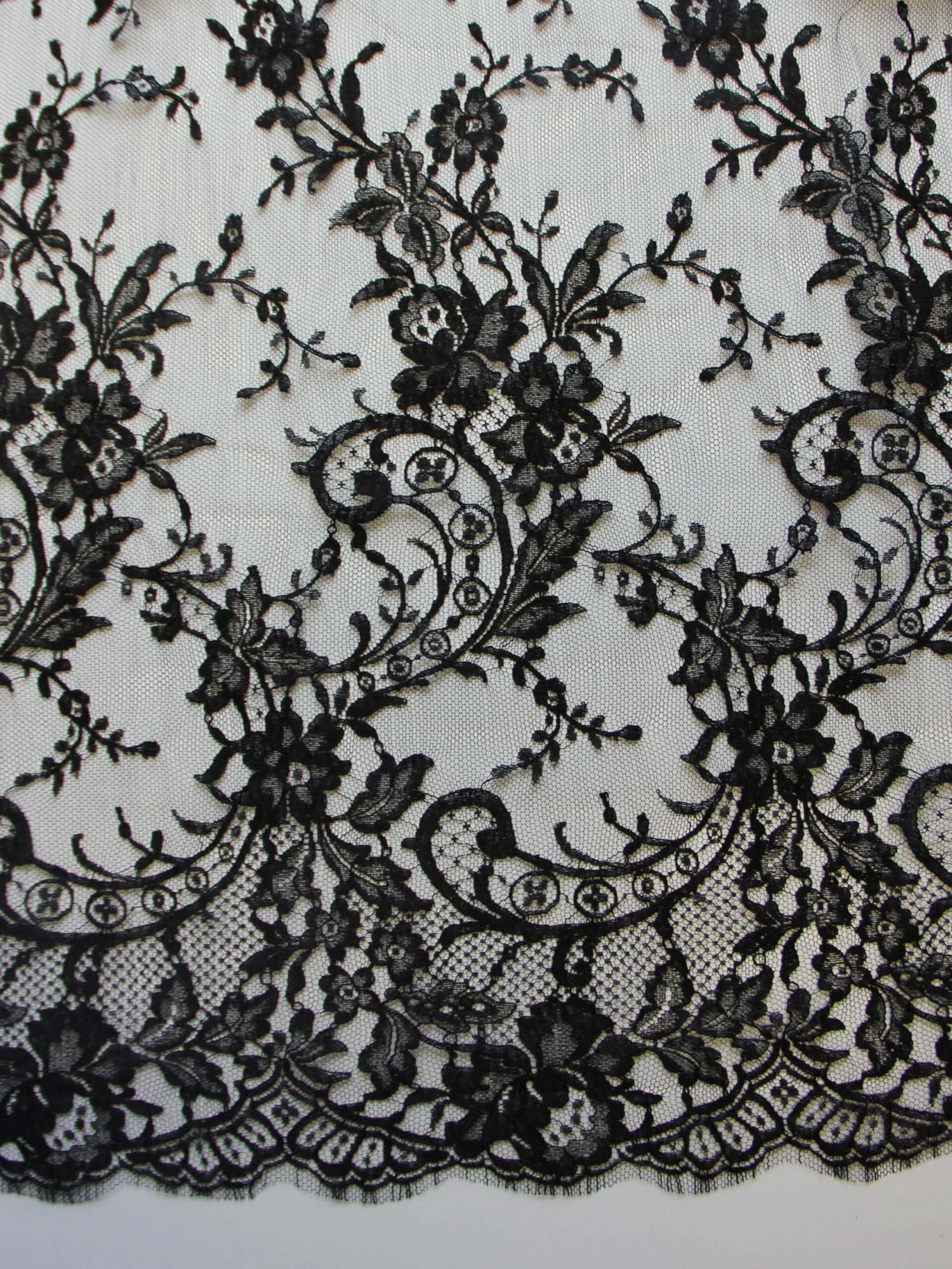 Black Chantilly Lace - Sabrina 2 Black Chantilly Lace - Sabrina - Image 2