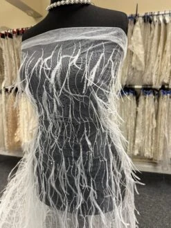 Ivory Feather Lace - Azzurra -Bridal Fabric Shop gg