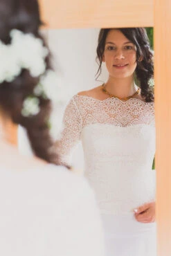 White Guipure Lace - Isabella -Bridal Fabric Shop isabellalace1 c2d75a87 8245 491f 9a15 5e98c05b96ea