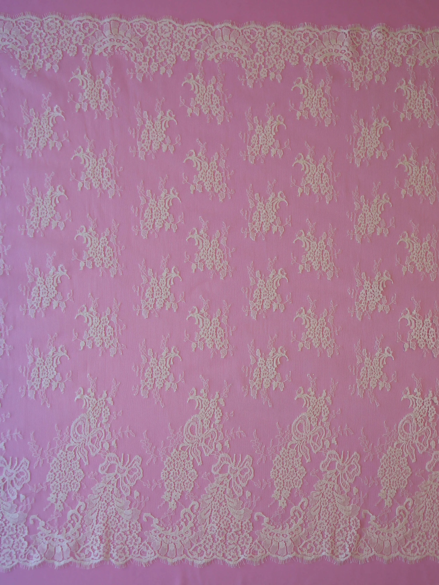 Ivory Chantilly Lace - Lillian 4 Ivory Chantilly Lace - Lillian - Image 4