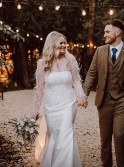 Ivory Feather Lace - Azzurra -Bridal Fabric Shop ivoryfeatherweddinglaceazzurra2