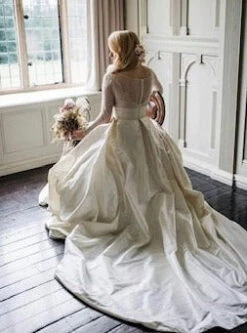 Ivory Chantilly Lace - Jocelyn -Bridal Fabric Shop jocelyn lace dress7