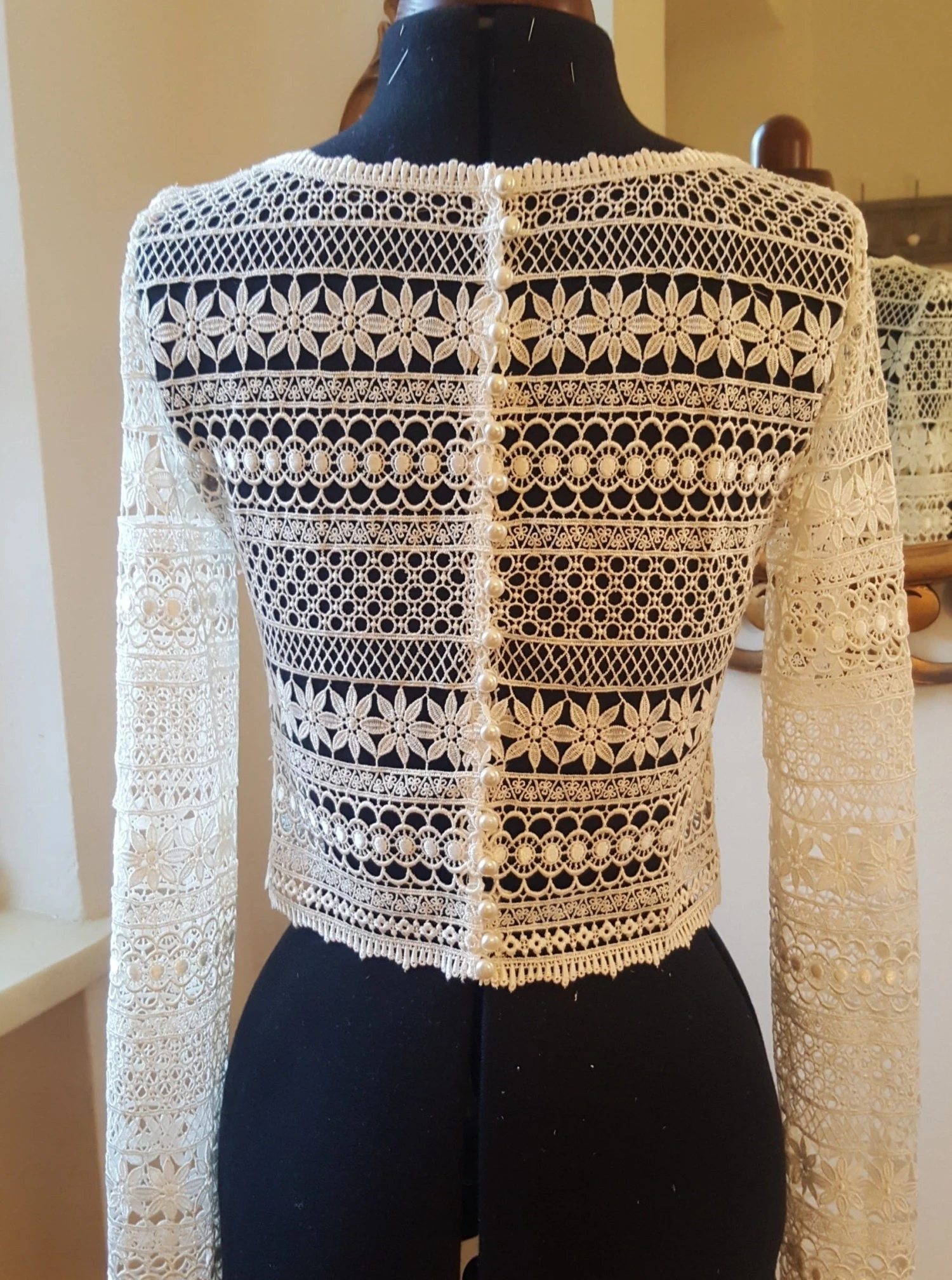 Ivory Guipure Lace - Gretel 3 Ivory Guipure Lace - Gretel - Image 3