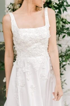 Ivory Beaded 3D Lace - Erwin -Bridal Fabric Shop maramariethewhim5 26