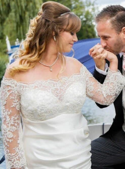 Ivory Beaded Lace - Jessica -Bridal Fabric Shop susie grist couture jessica lace dress2