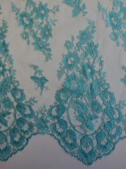 Turquoise Lace - Wendy
